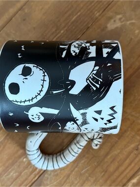 Black & White Nightmare Before Christmas Ceramic Mug with Sculpted Handle